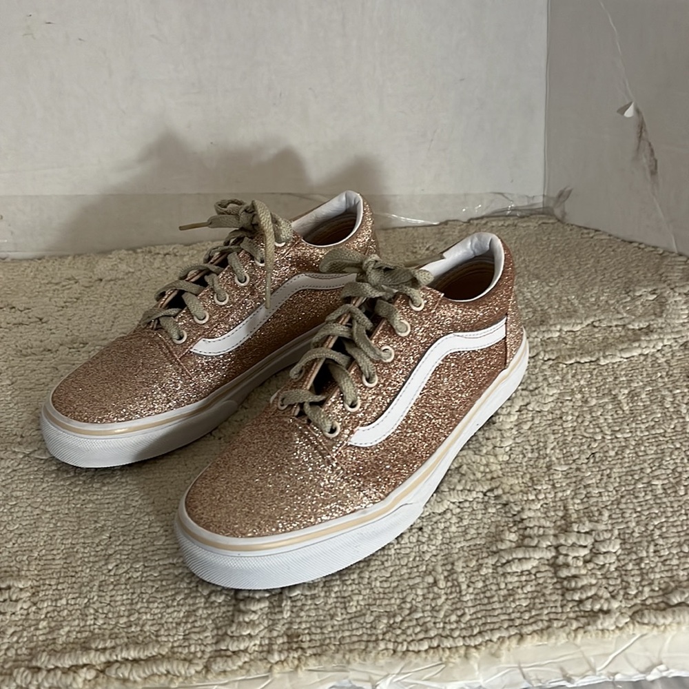 Vans New With No Tags Size 5 - image 2